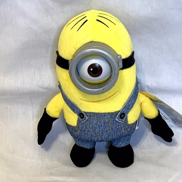 Despicable Me Minions Movie Stuart 6 Inch Plush Illumination Entertainment - Picture 1 of 12